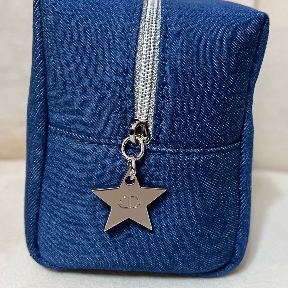 🪩🪩🪩🪩DIOR DENIM POUCH - Picture 2 of 3